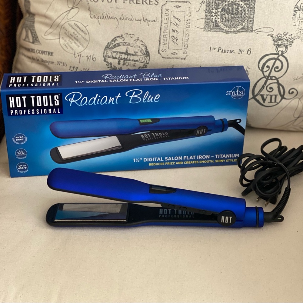 Hot tools Professional/Radiant blue flat iron